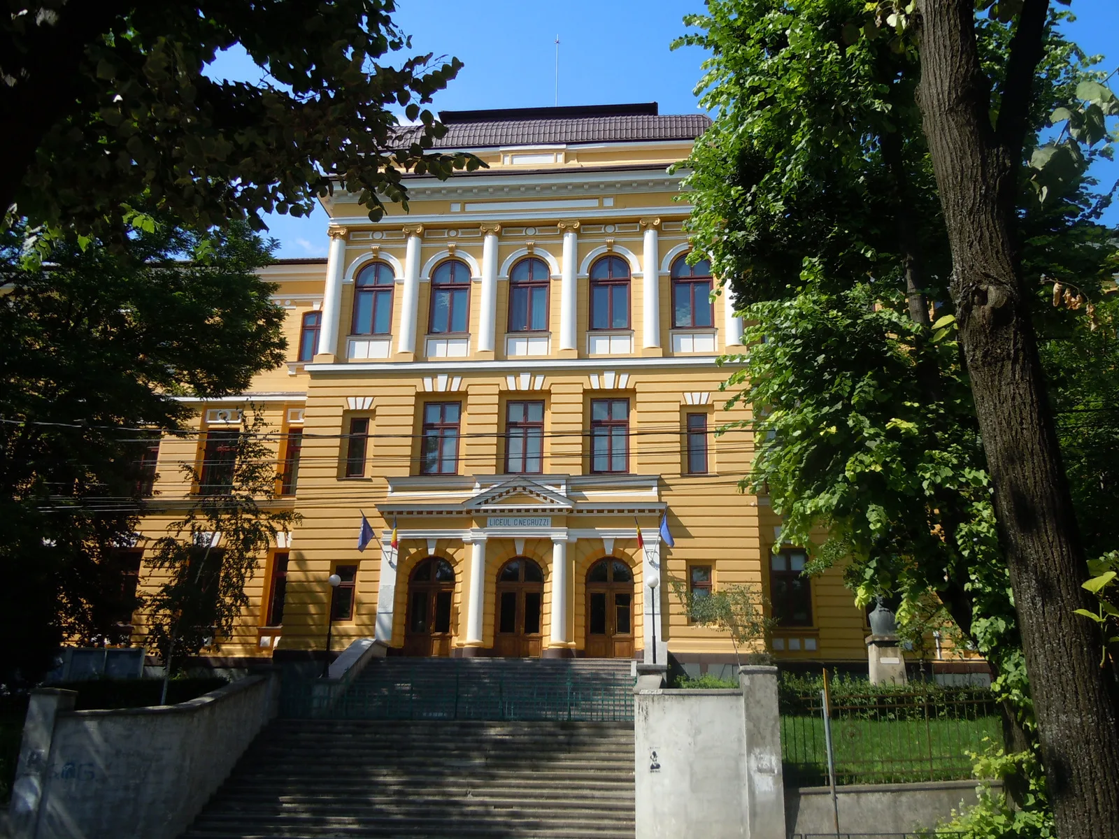 Colegiul Național "Costache Negruzzi", Iași